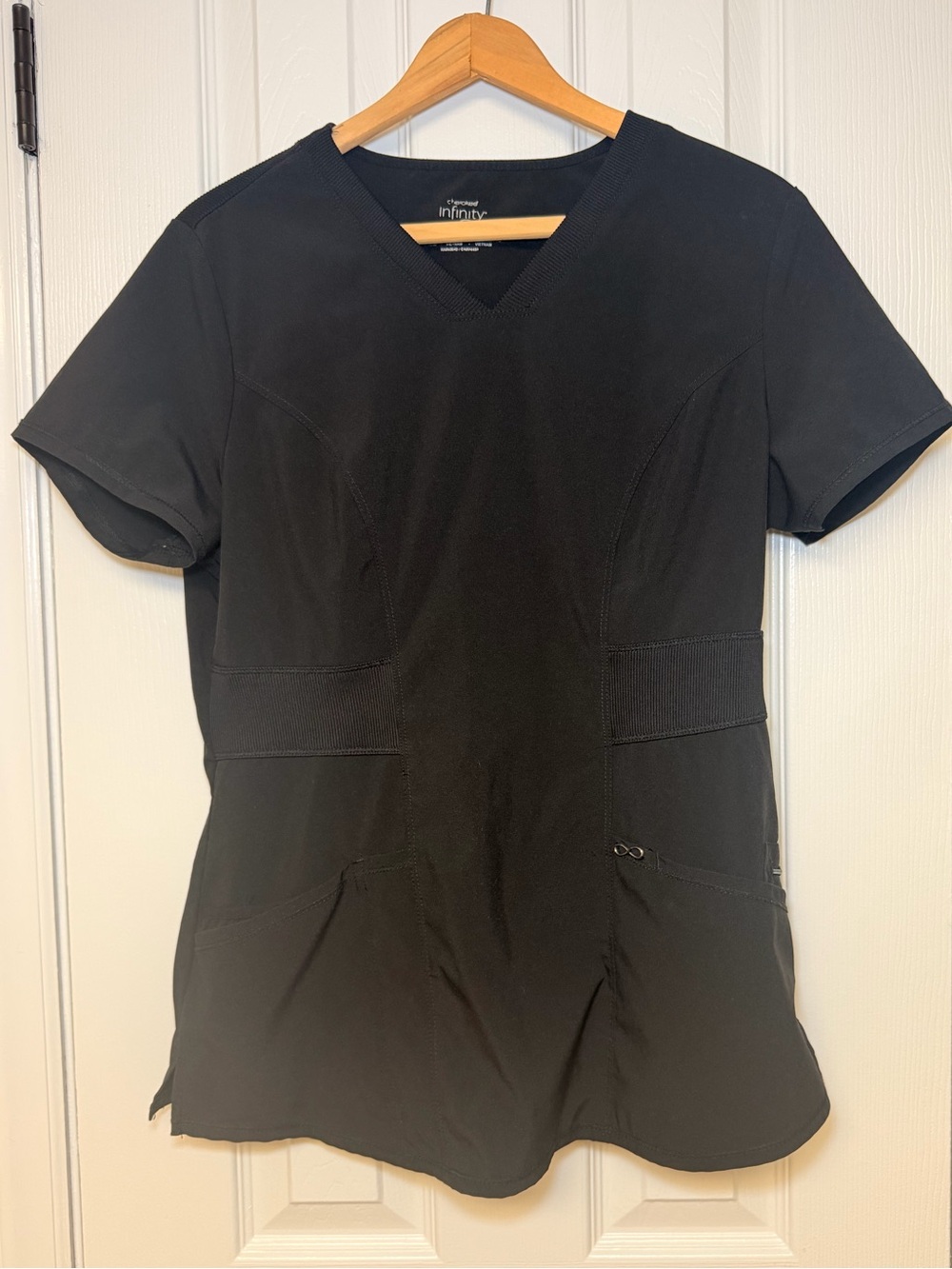 Cherokee Infinity Women’s Small Black Scrub Top Stretch V-neck Medical Uniform